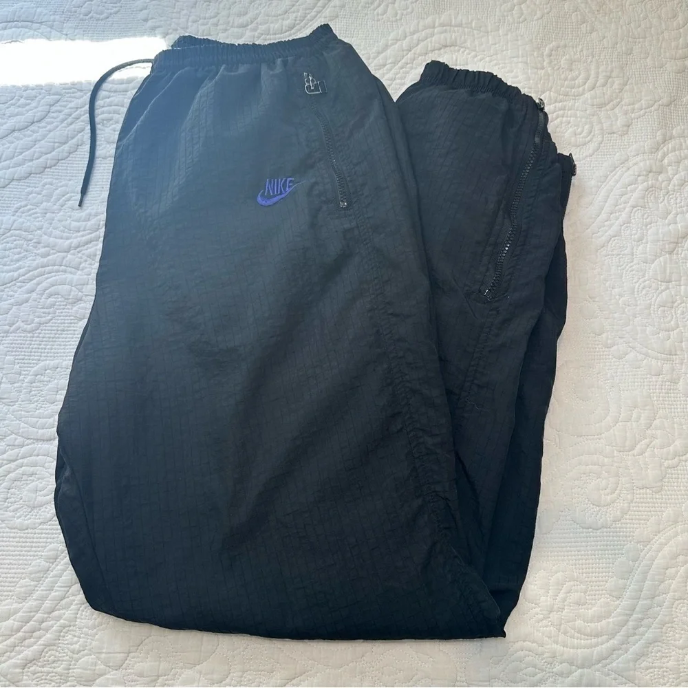 Vintage 1990s Black Tag Nike Challenge Court Track Pants. Black. Size: Large.